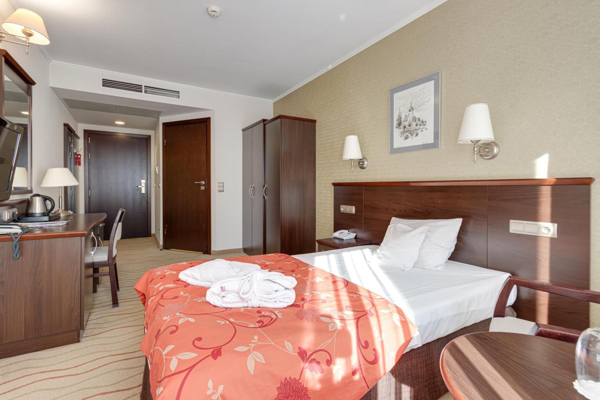 Malinowy Dwor Hotel Medical Spa Swieradow-Zdroj Exterior photo